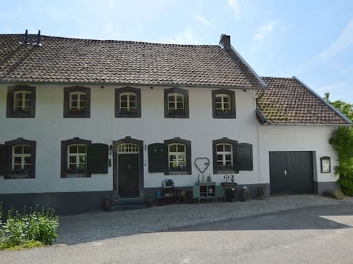 Stunning Holiday Home Near Forest in Slenaken