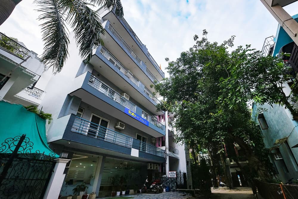 Fabhotel Wonderland Studio Rooms