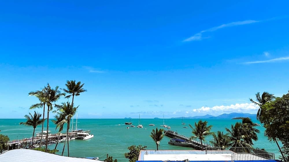 Rockstar Beach Apartments