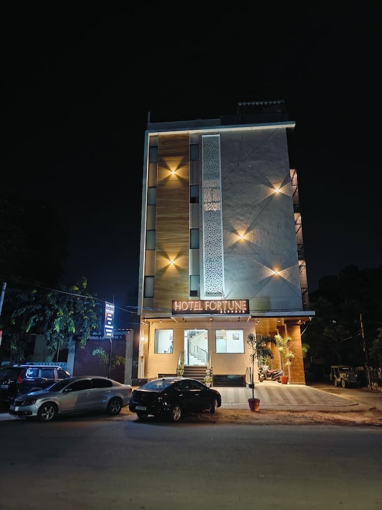 Konaklama yerinin ön cephesi