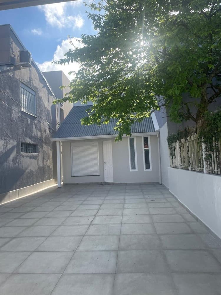 Casa ao Lado da Praia de Canasvieiras