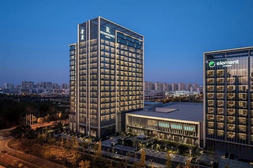 Renaissance Qingdao Hotel