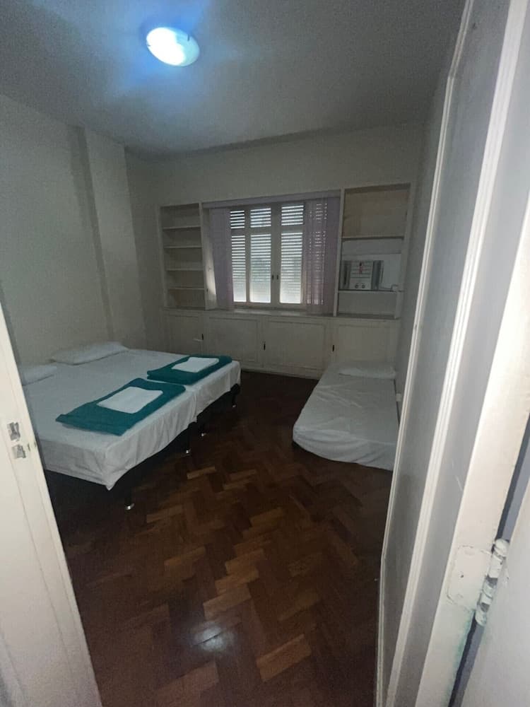 Av. Atlantica frente mar vista livre