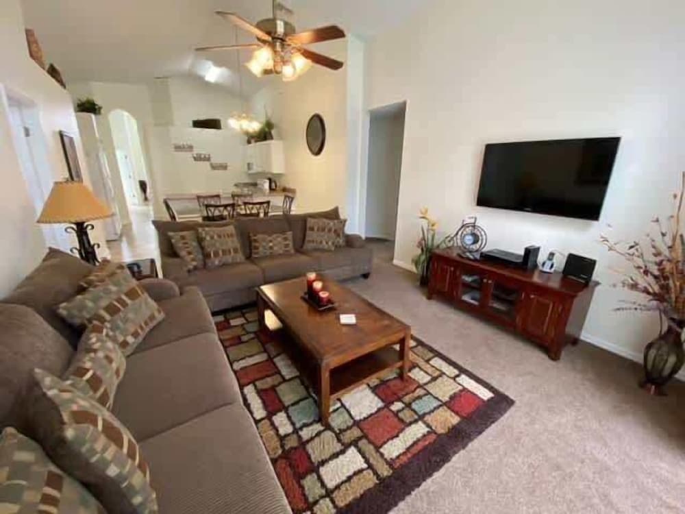 Golf Course Views, Southern Dunes Villa