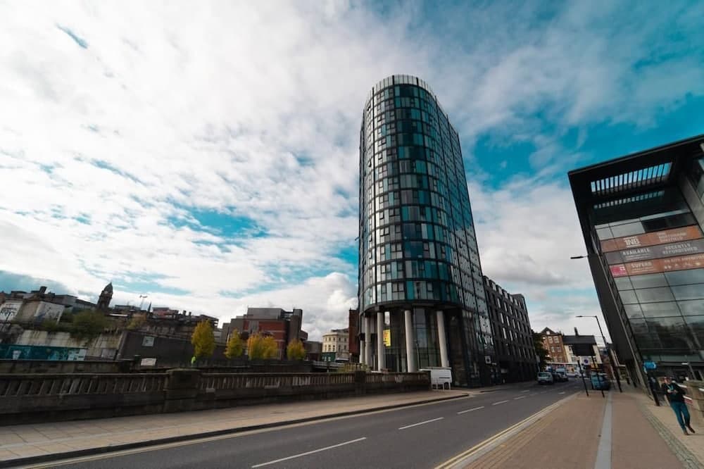 Sheffield 2nd fl City Centre Apartment