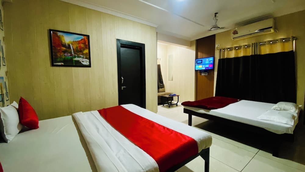 Hotel Uday Palace
