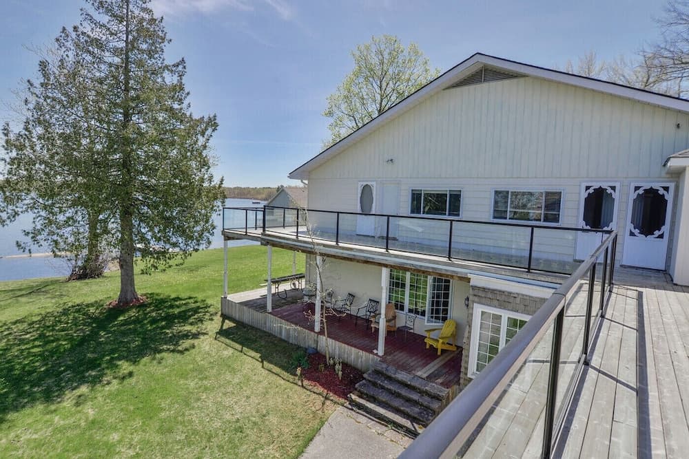 Lake Sparrow Guest House Inc