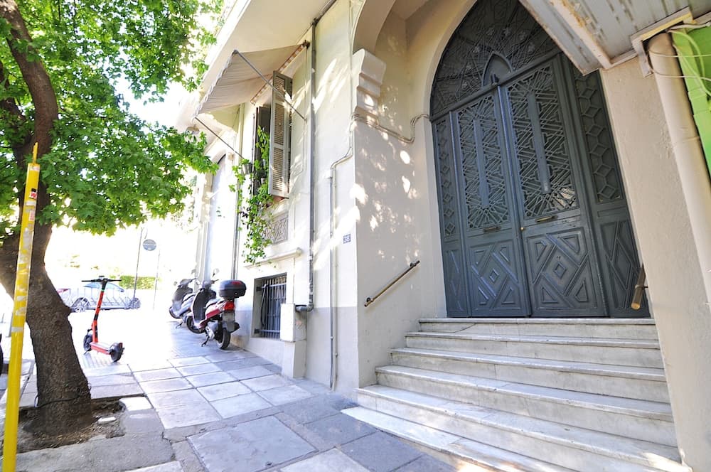 Zennova 6 Classic Charm Aristotelous 38