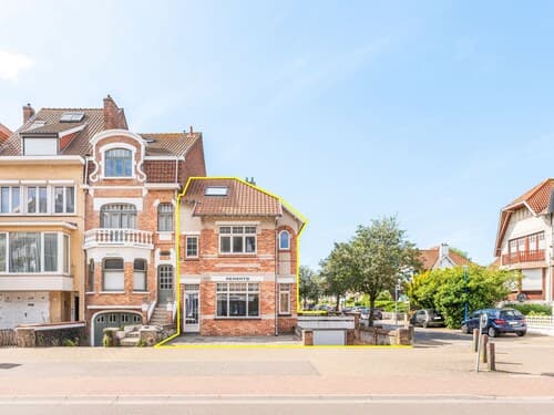Coastal Villa in Center, 400m From the Sea
