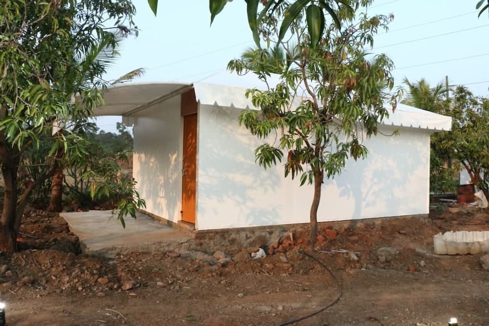 NAvghar Nature Village Reosrt