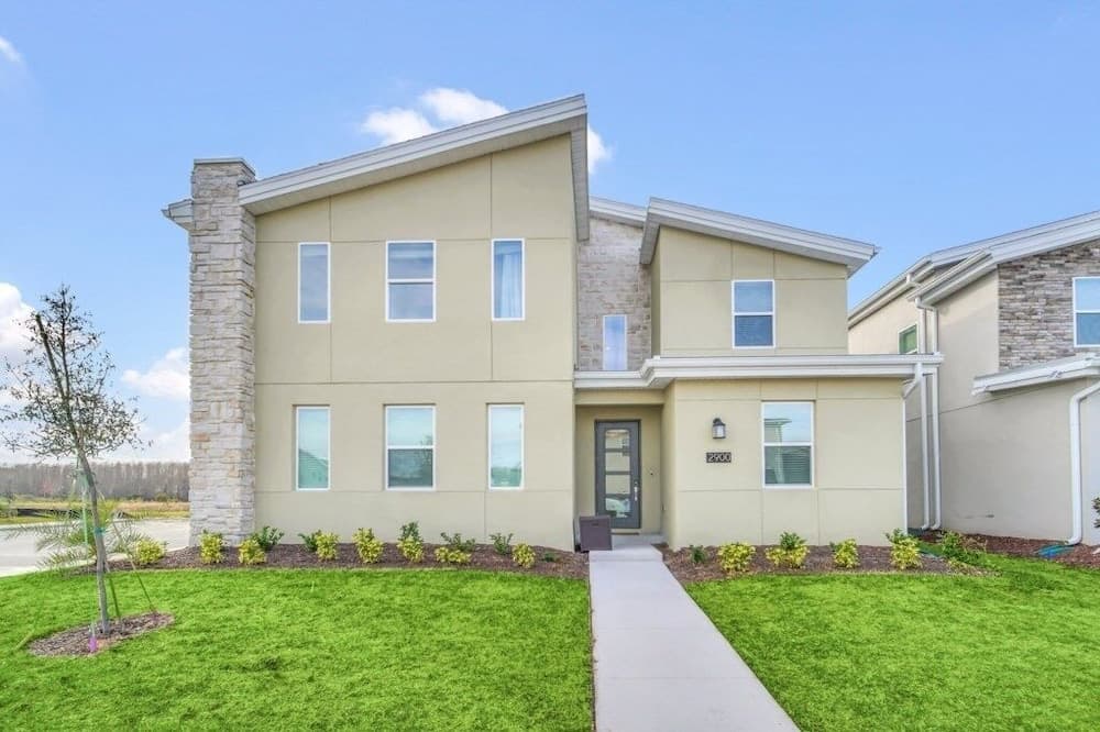 2900penolpe 9 Bedroom Home