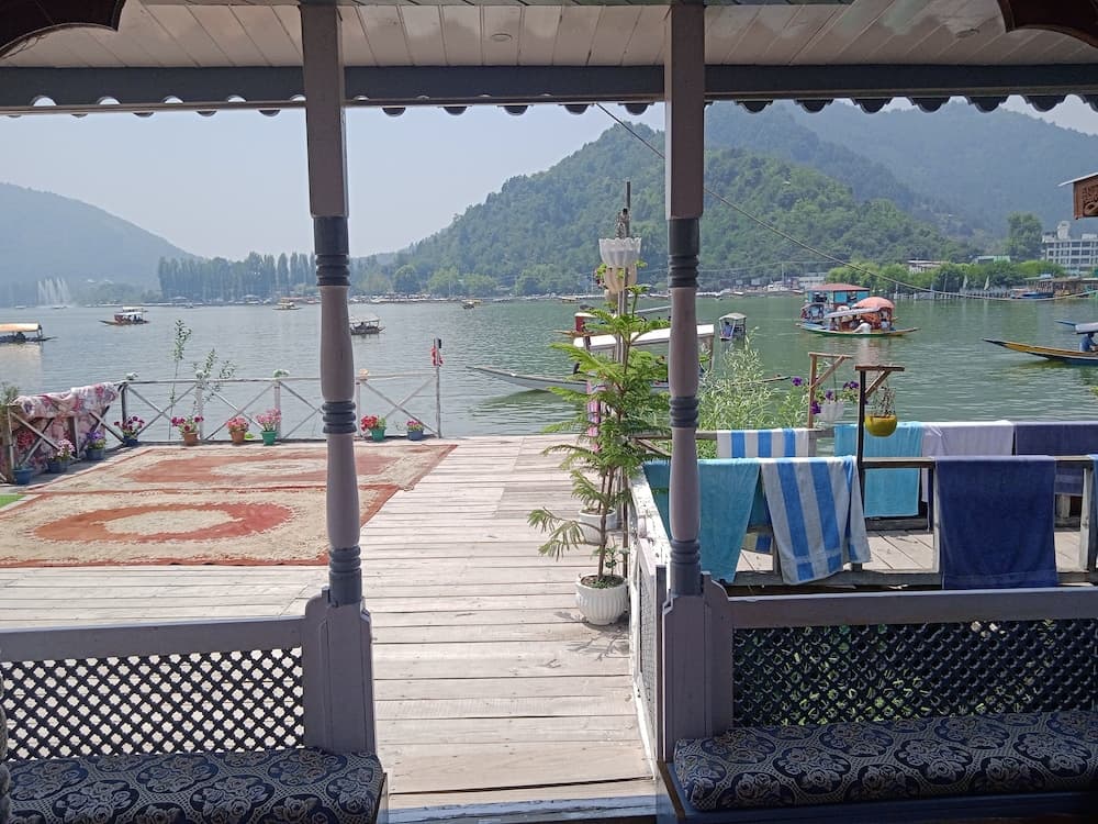 Houseboat New Dongola