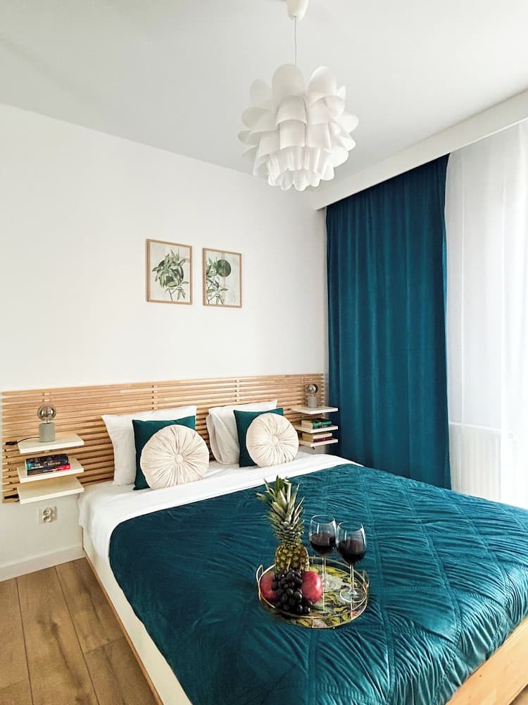 Luxury Apartment on Drewnowska Street