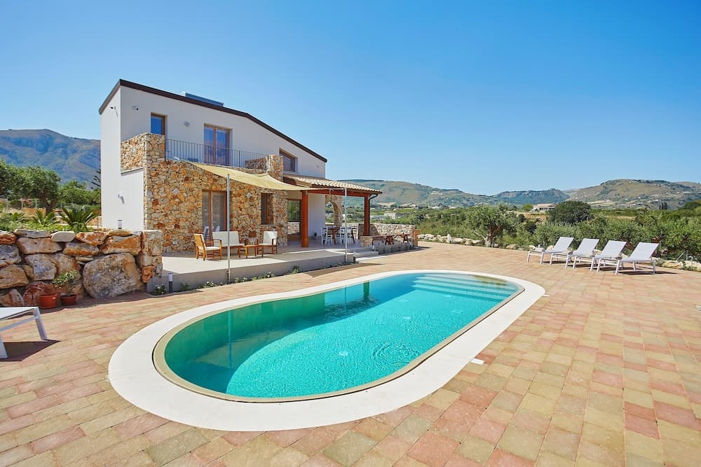 VILLA NINFA