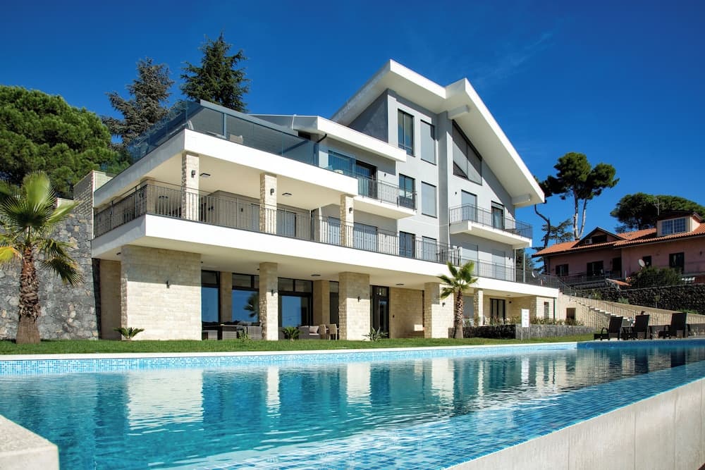 Villa Rita Pool & Spa