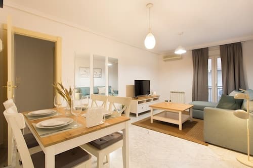 Comfort and Beauty With Parking Space Included