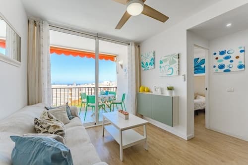 Delicious Los Cristianos,achacay,2bdr & 2bathr Beach Close Wifi Free