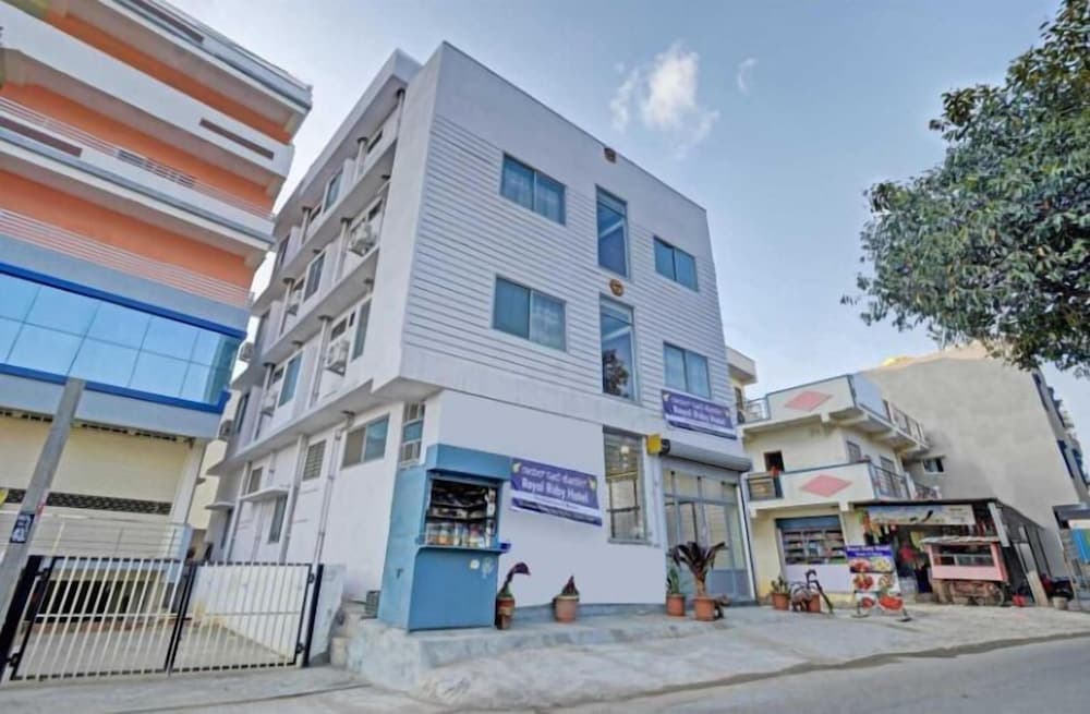 New Royal Ruby Hotel Ecity Phase 1