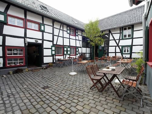 Modernes Apartment mit Parkplatz in der Eifel