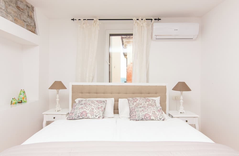 Apartments Elleon Piran