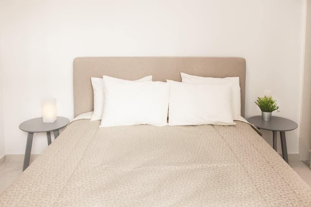 Comfortable Apartment in Athens Downtown