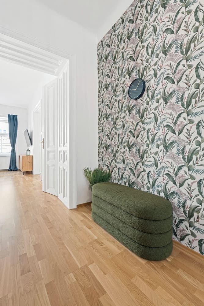 4ty3-Apartments Rochus-Market is calling