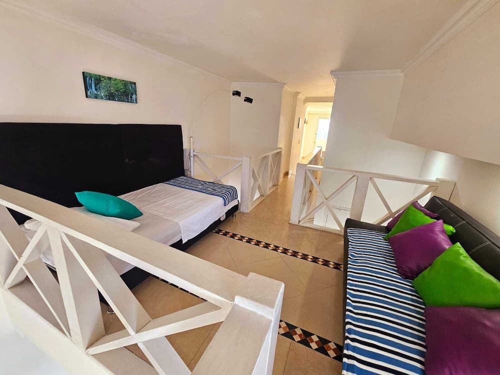 DUPLEX FENTE AL MAR BY PARCEROS GROUP