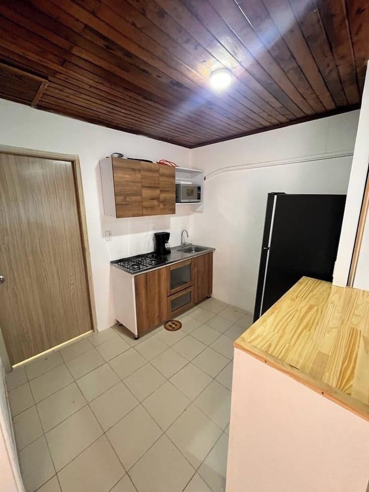 ESTUDIO CON JACUZZI BY PARCEROS GROUP