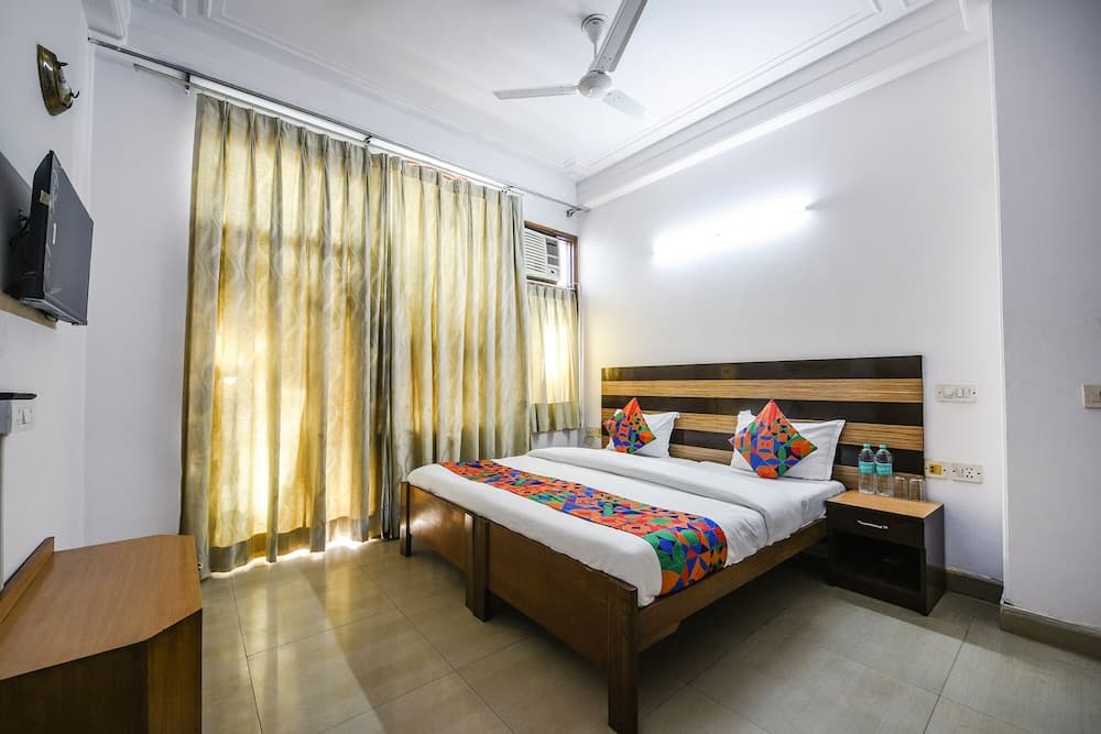 Fabhotel Sunrise Villa