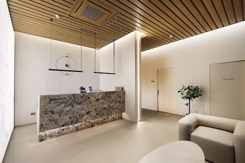 Seoul Inn Hotel by the Designers