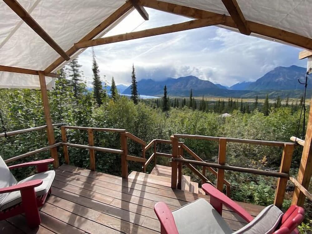 Alpenglow Luxury Camping