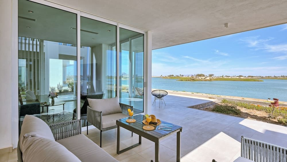 Costa Divina LV 62 by Kivoya