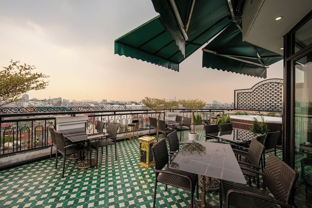 Hanoi Plaza Suite Hotel & Spa