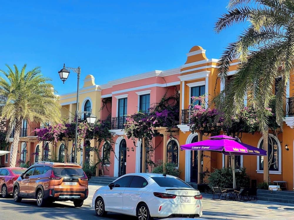 DUYEN VILLA 4-BEDROOM