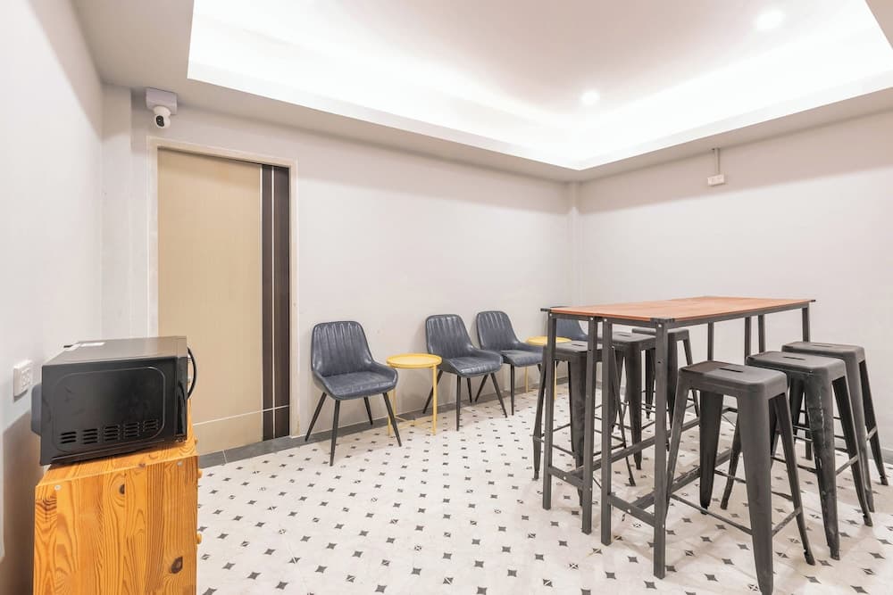 Lobi dinlenme salonu