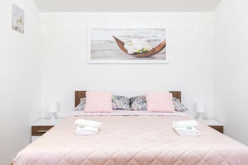 Apartments Milok