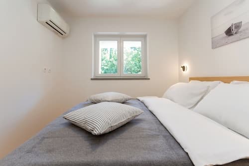 Premium Sea Side Marina Apartment 310