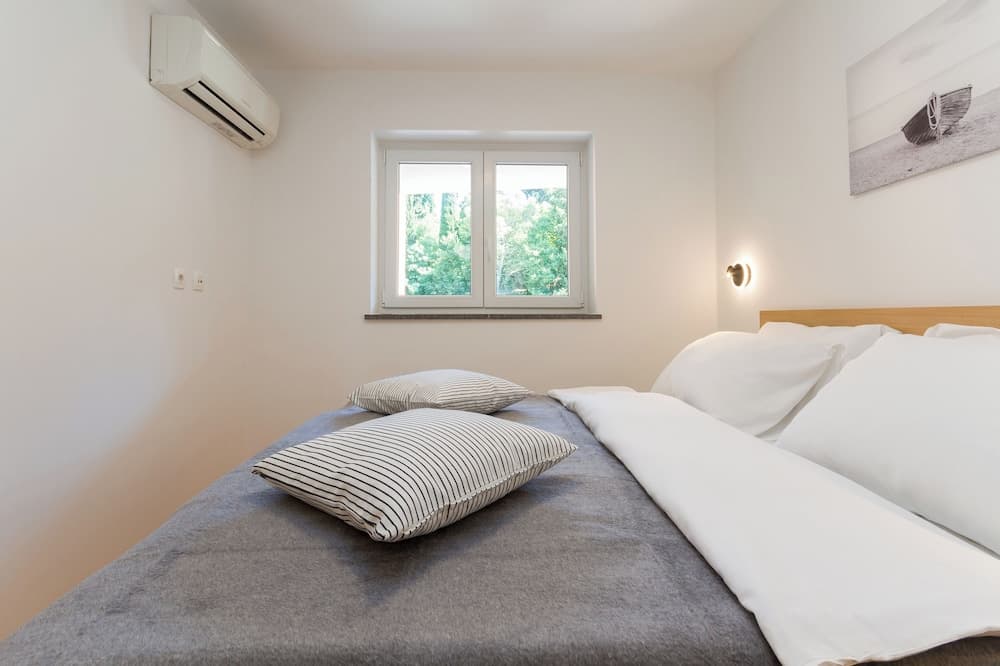 Premium Sea Side Marina Apartment  310