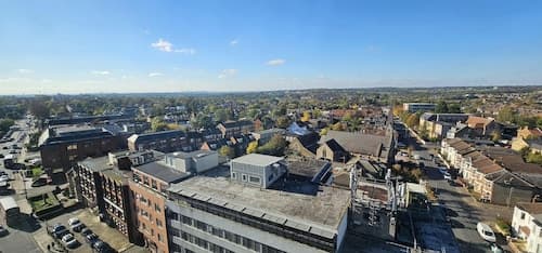 Modern & Lovely 2 Bed in London