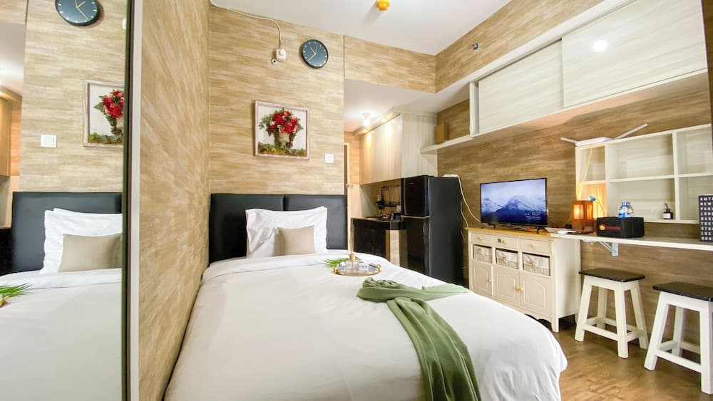 Homey And Enjoy Studio At Serpong Garden Apartment