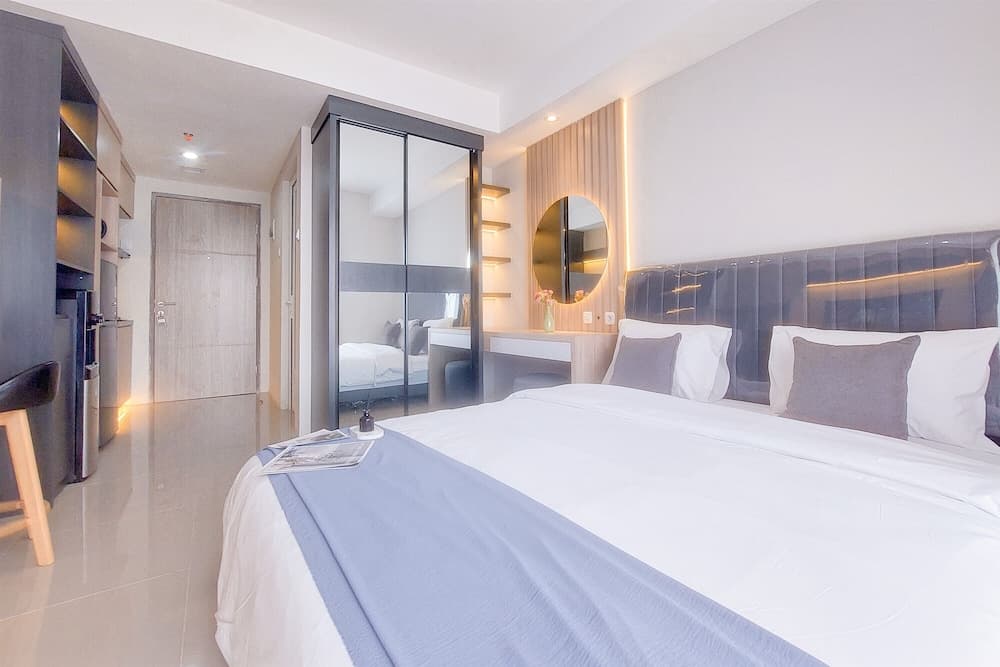 Good Place And Comfy Studio At Anwa Residence Apartment