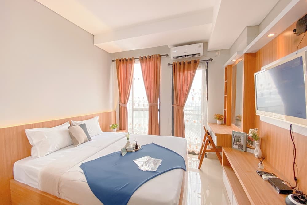 Cozy Studio At Monroe Apartment