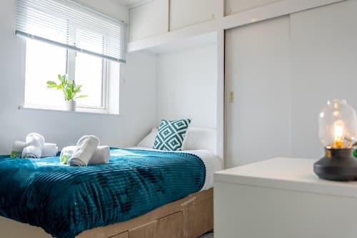 Host Stay Glazier Drive