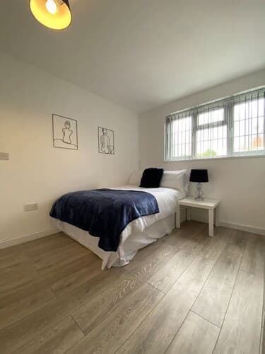 Host Stay Waterfront