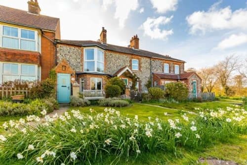 Host Stay St Joseph s Cottage