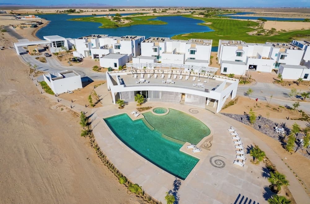 Costa Divina B4 by Kivoya