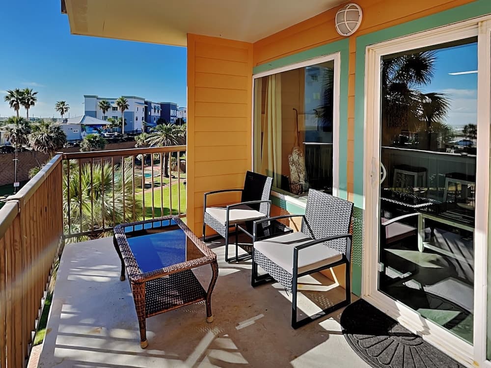 Maravilla 205-anchor Management