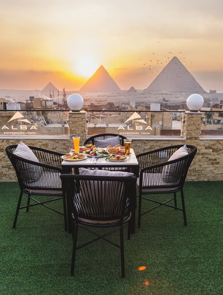 Alba pyramids view inn