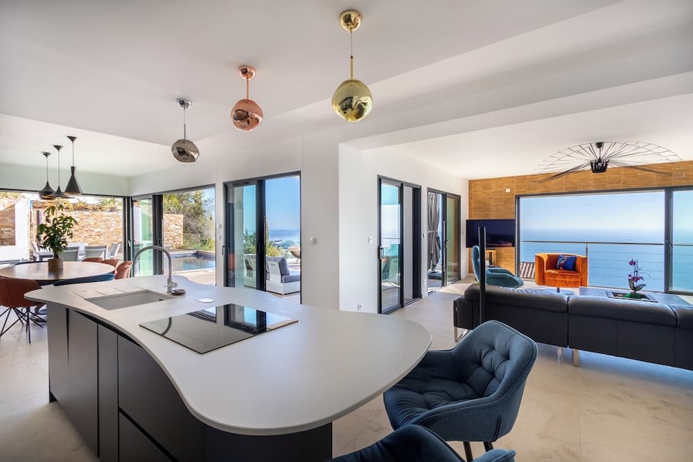 Villa Vue Mer La Californie – Face aux îles d’Or