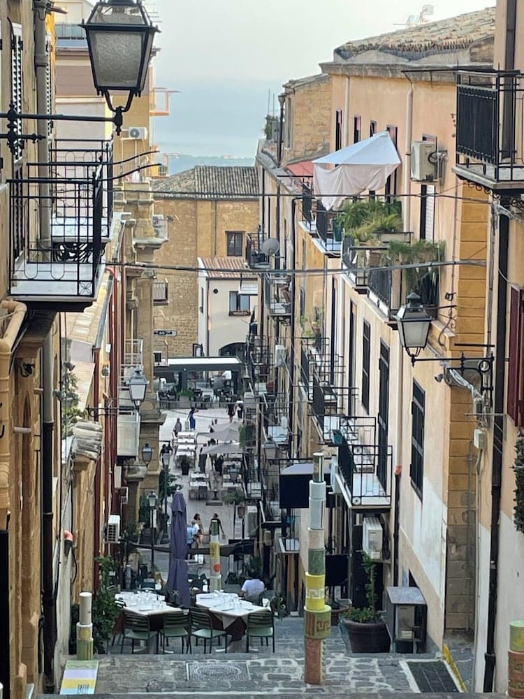 Konaklama yerinin ön cephesi